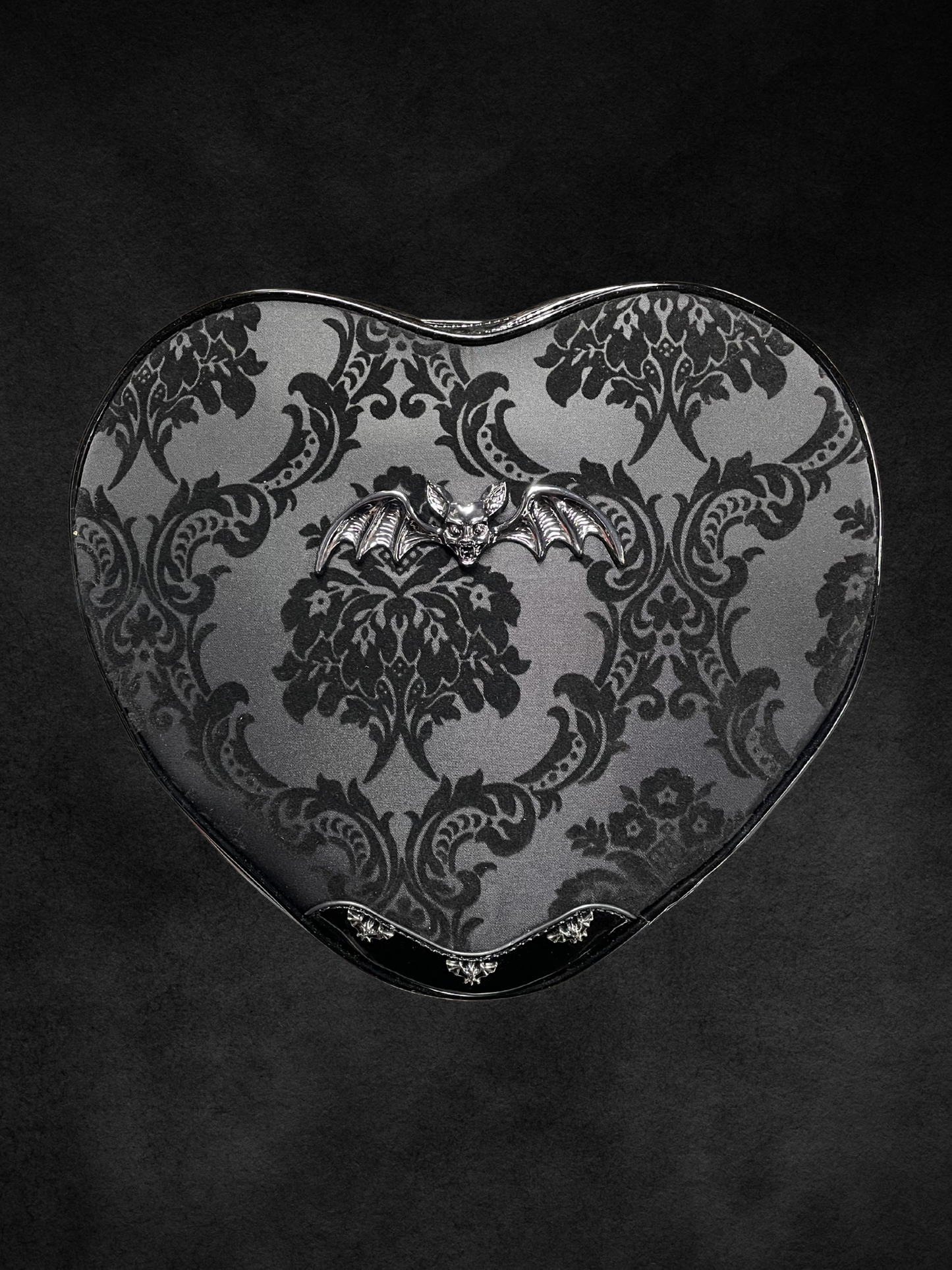 Black Damask Rock Rebel Heart Shoulder Bag